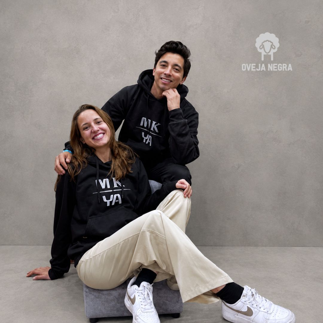 BUZO UNISEX NEGRO - MK YA